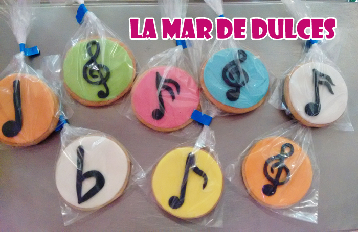 Galletas decoradas de notas musicales Sevilla